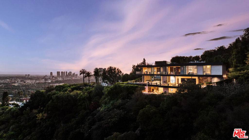 9199 Thrasher Avenue - Photo 1