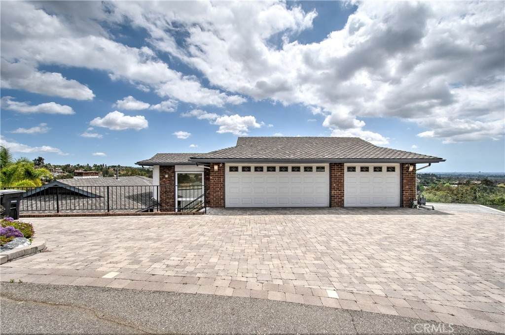 1658 Hunters - Photo 1