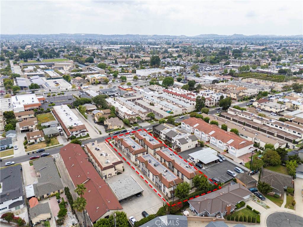 1349 Elm Avenue - Photo 1