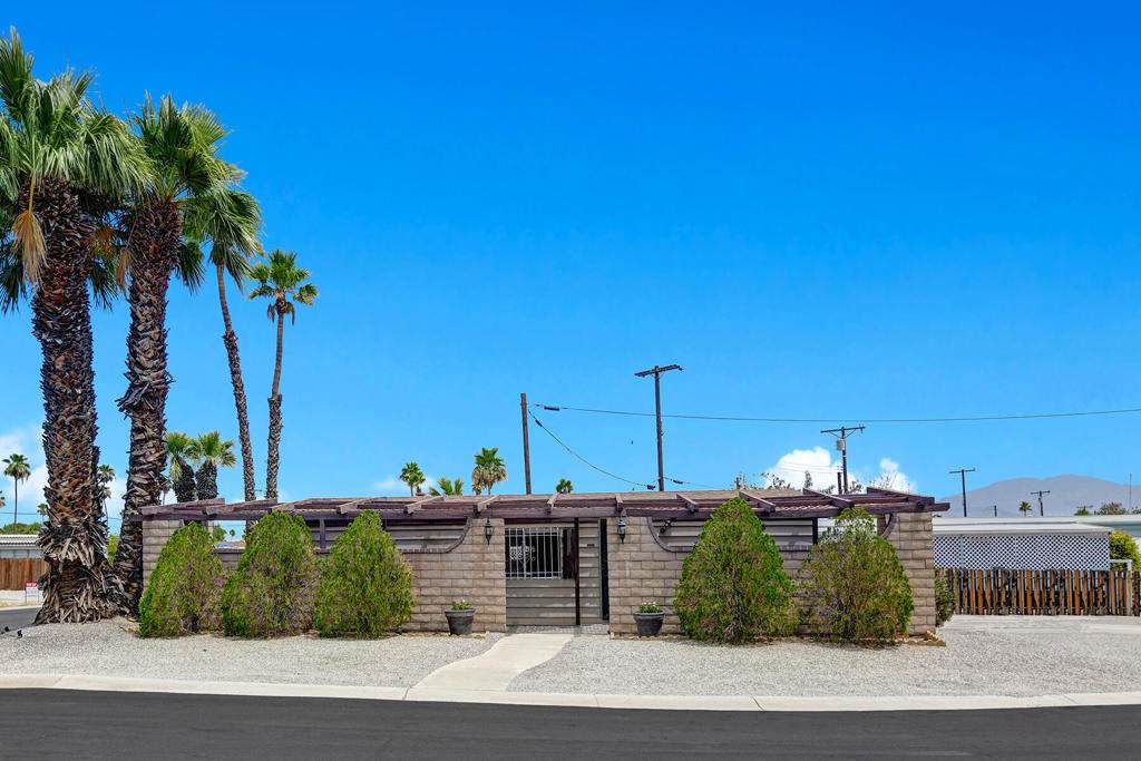 32121 Oakland Hills Street - Photo 1