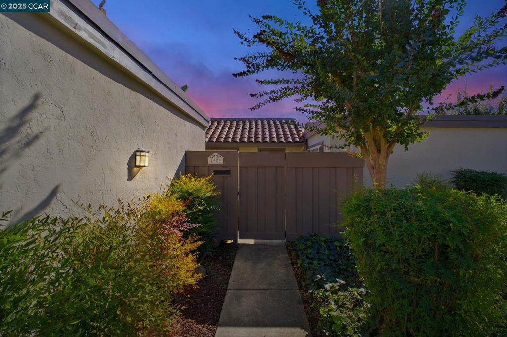 1582 Calle Enrique - Photo 1