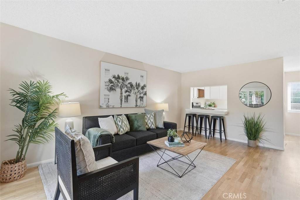 3101 Plaza Del Amo - Photo 1