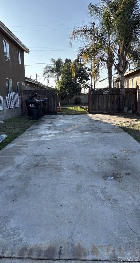 14313 Claressa Avenue - Photo 1