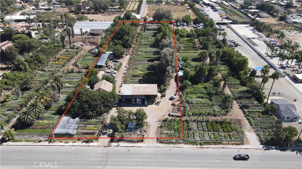 5606 Etiwanda - Photo 1