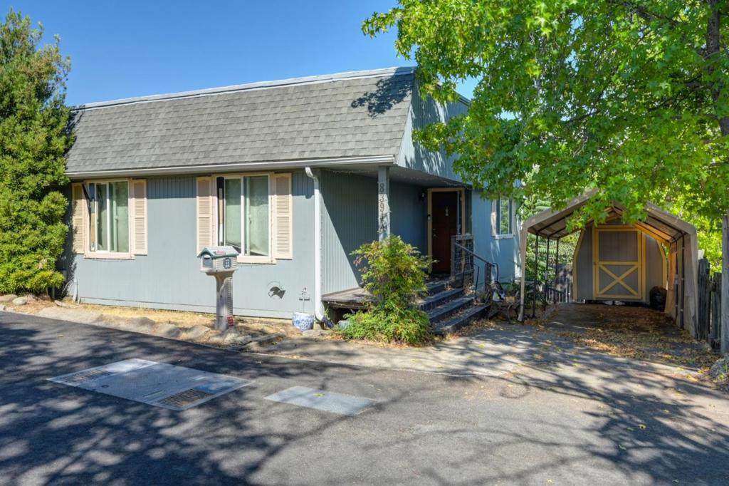 8394 Peek Circle - Photo 1