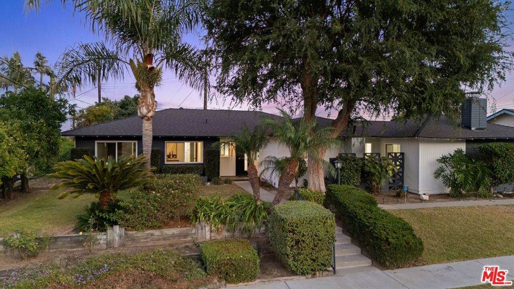 1314 Ameluxen Avenue - Photo 1