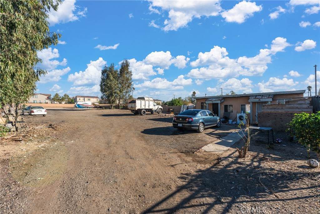 16252 Baseline - Photo 1