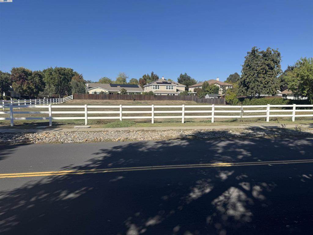 1308 Creek Trail Dr. - Photo 1