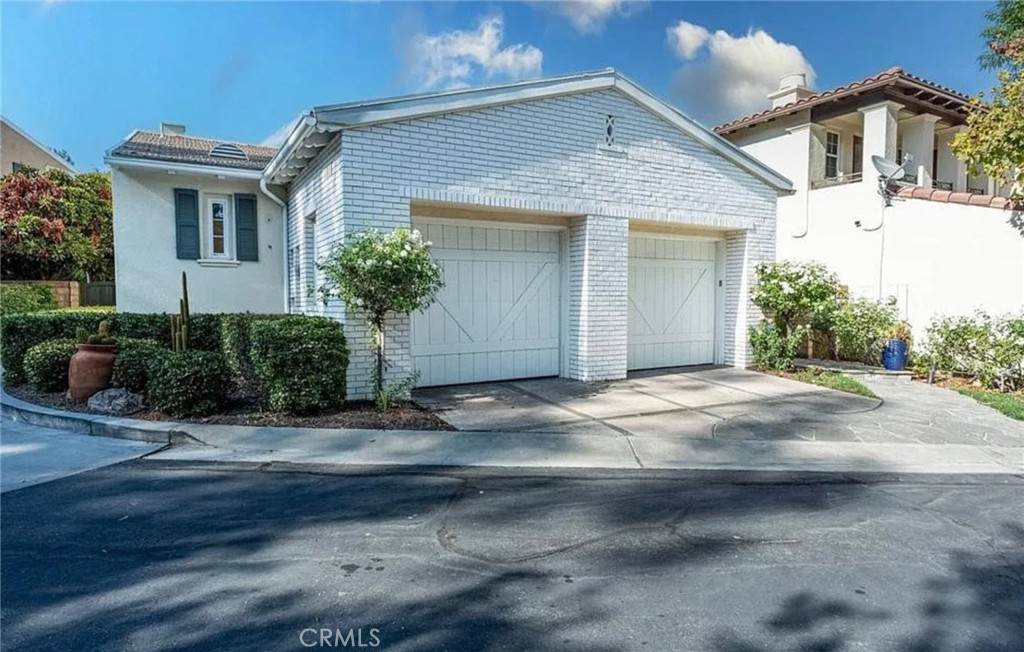 26803 Brookhollow - Photo 1