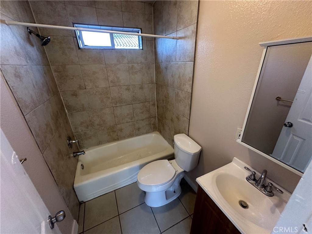 https://bt-photos.global.ssl.fastly.net/socal/orig_boomver_1_404130345-3.jpg
