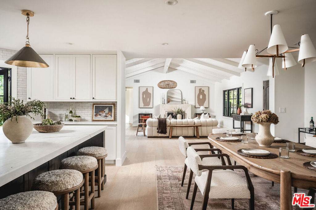 1383 School House Road - Photo 1