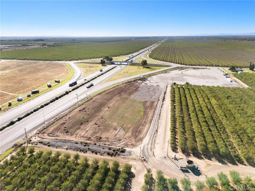 6412 County Road 27 - Photo 1