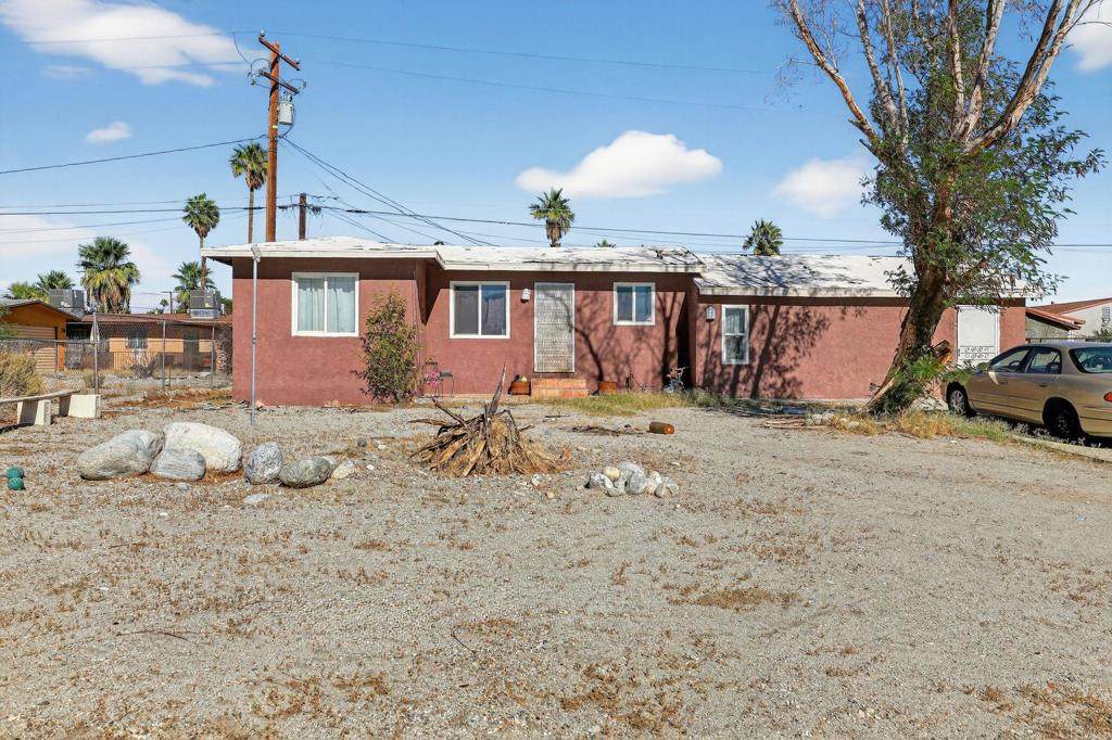 444 Palm Vista Drive - Photo 1