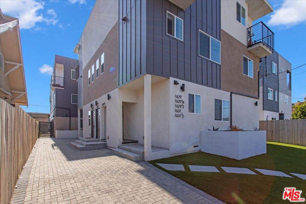 1631 New Hampshire Avenue - Photo 1