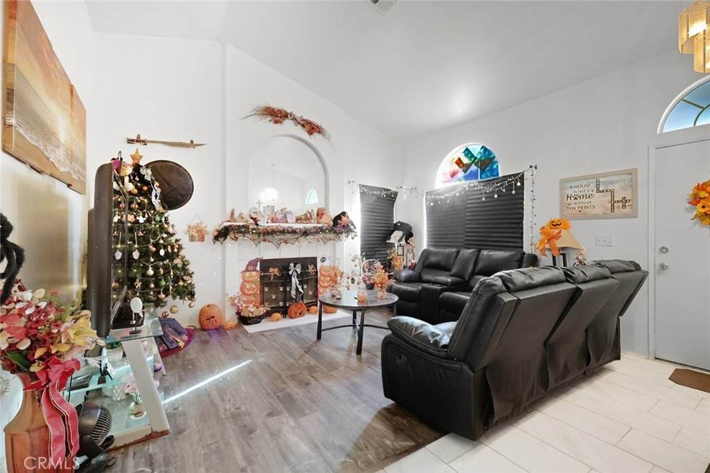 42918 Fanchon - Photo 1