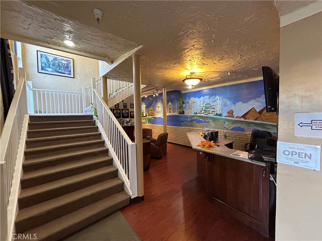 12061 Jacaranda Avenue - Photo 1