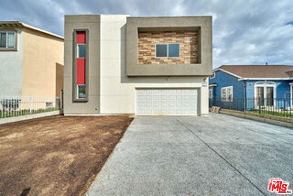 868 Edgemont Street - Photo 1