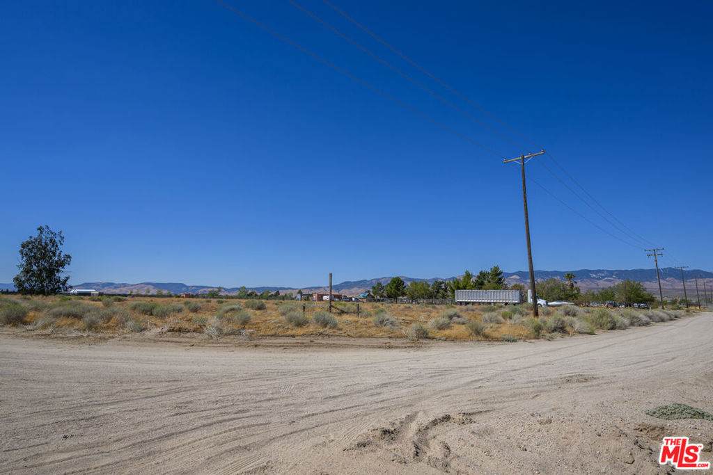 https://bt-photos.global.ssl.fastly.net/socal/orig_boomver_1_404260178-2.jpg
