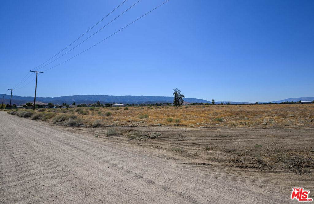 https://bt-photos.global.ssl.fastly.net/socal/orig_boomver_1_404260178-2.jpg