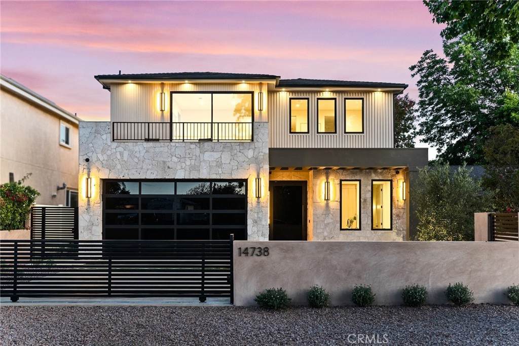 14738 Otsego Street - Photo 1