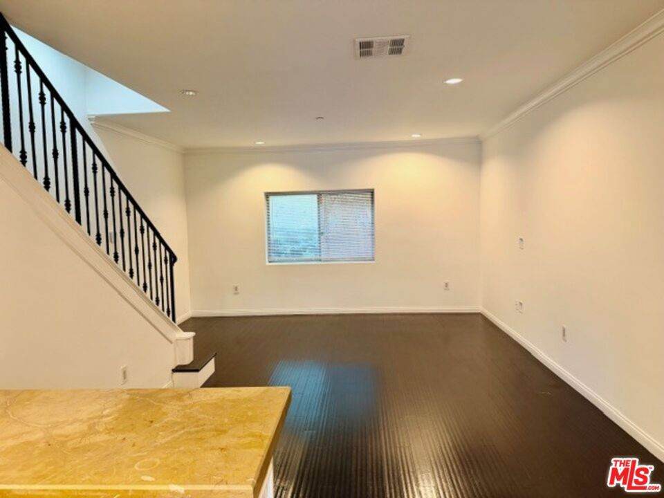 https://bt-photos.global.ssl.fastly.net/socal/orig_boomver_1_404290652-2.jpg