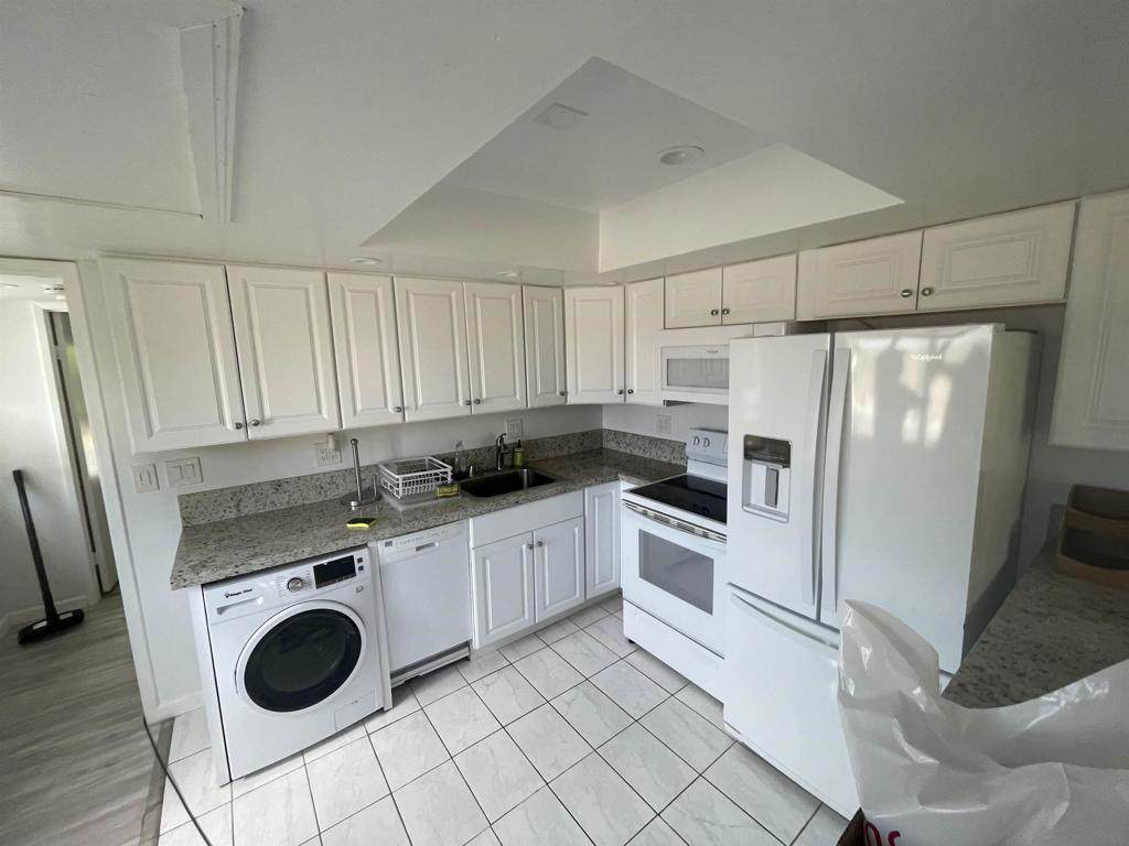 64281 Spyglass Ave - Photo 1