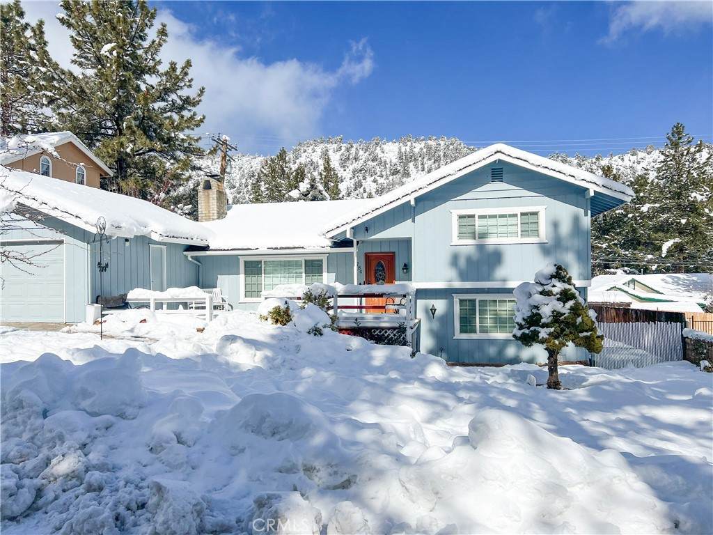 784 Apple Avenue - Photo 1