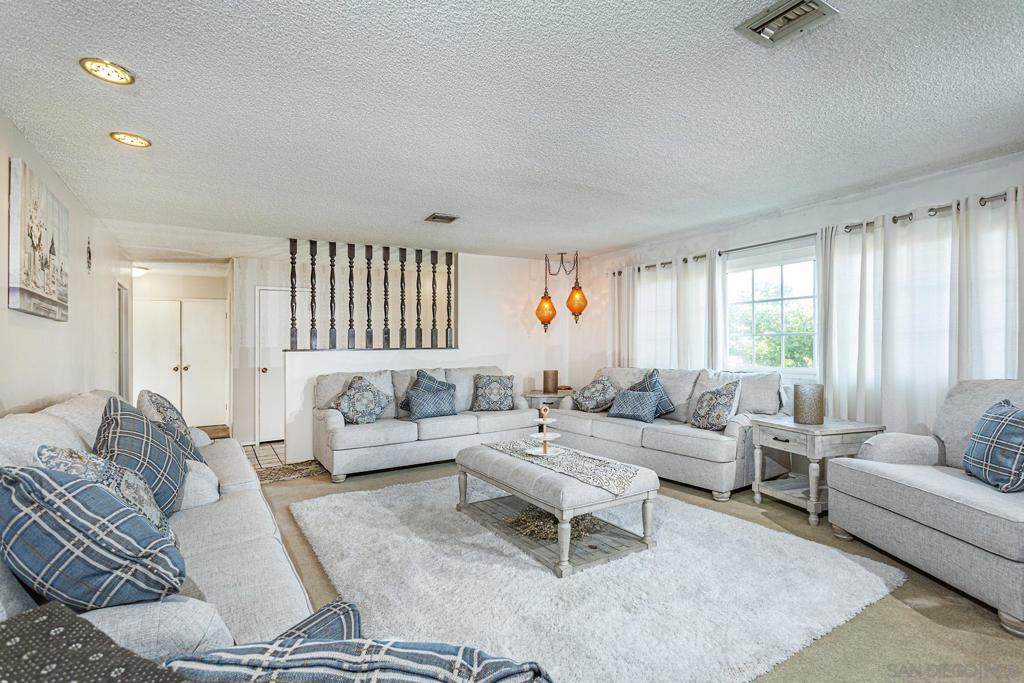 166 Via De Laurencio - Photo 1