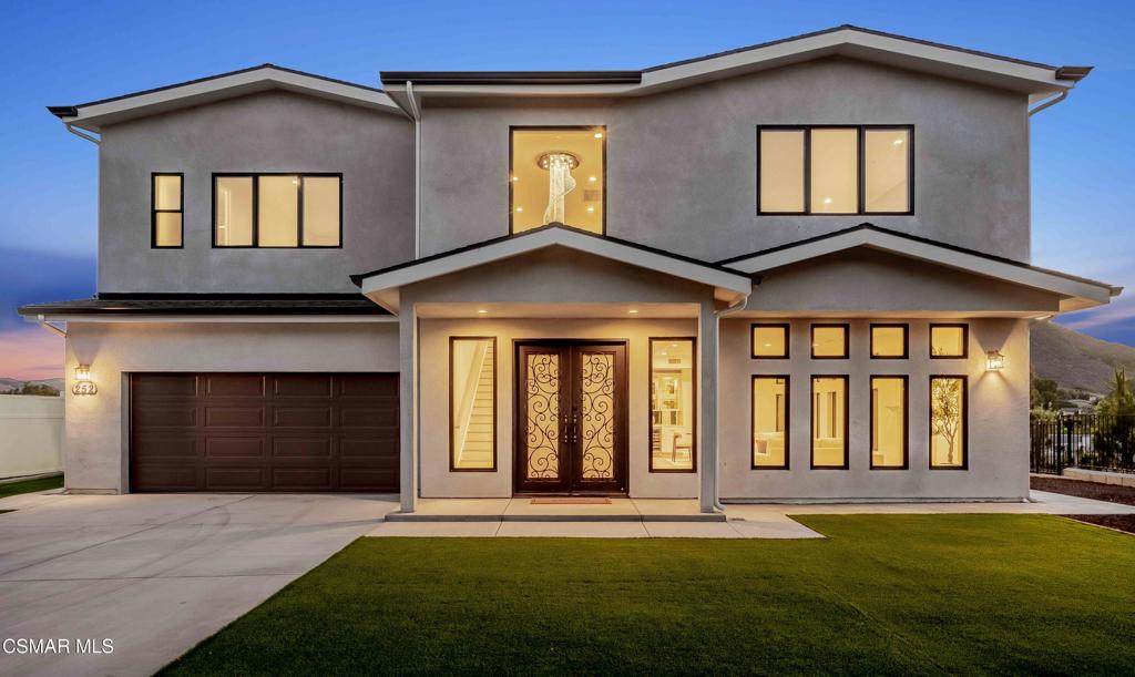 252 Capri Drive - Photo 1