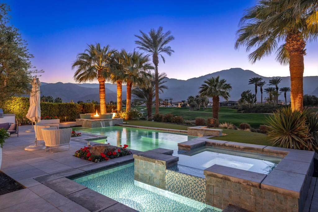 59235 Seville - Photo 1