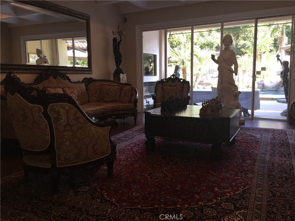 10715 Plumas Way - Photo 1