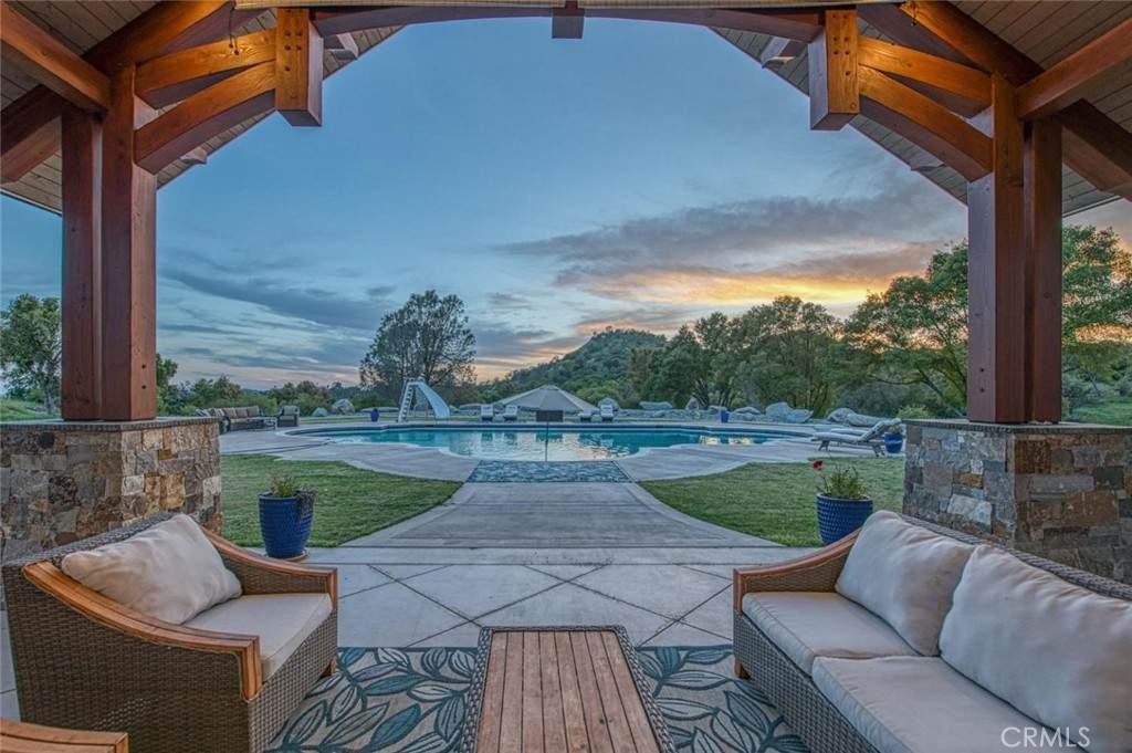 31825 Auberry Road - Photo 1