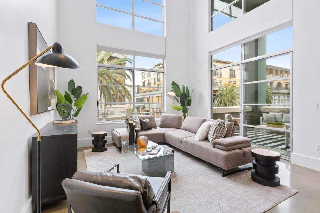 333 Santana Row - Photo 1