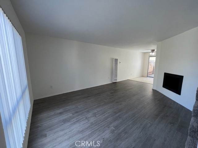 2111 California - Photo 1