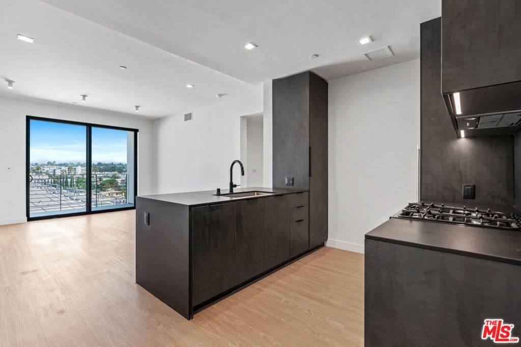 3688 Overland Ave - Photo 1