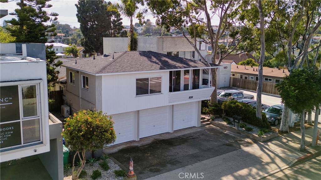 926 Manhattan Beach Blvd - Photo 1