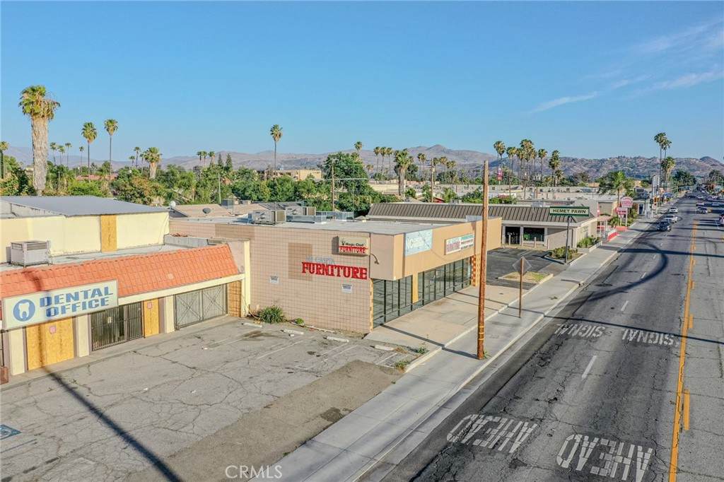 https://bt-photos.global.ssl.fastly.net/socal/orig_boomver_2_404625835-2.jpg