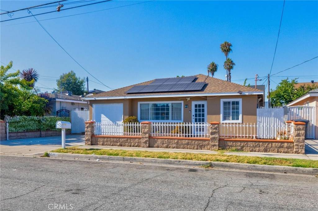 6601 Naomi - Photo 1