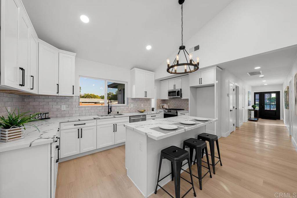 7118 Stanford Ave. - Photo 1