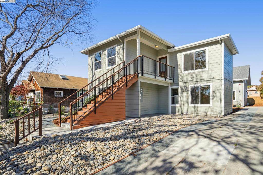 882 61st St - Photo 1