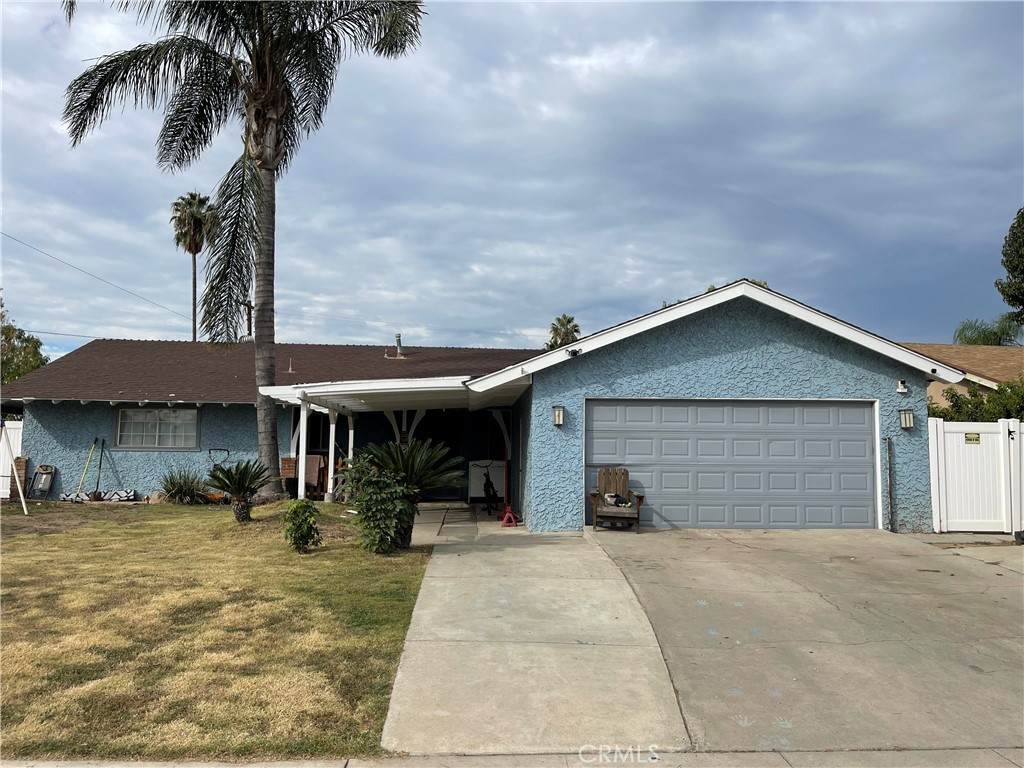 6120 Rogers Ln - Photo 1