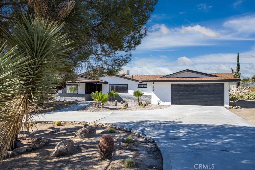 6328 Palo Alto Avenue - Photo 1