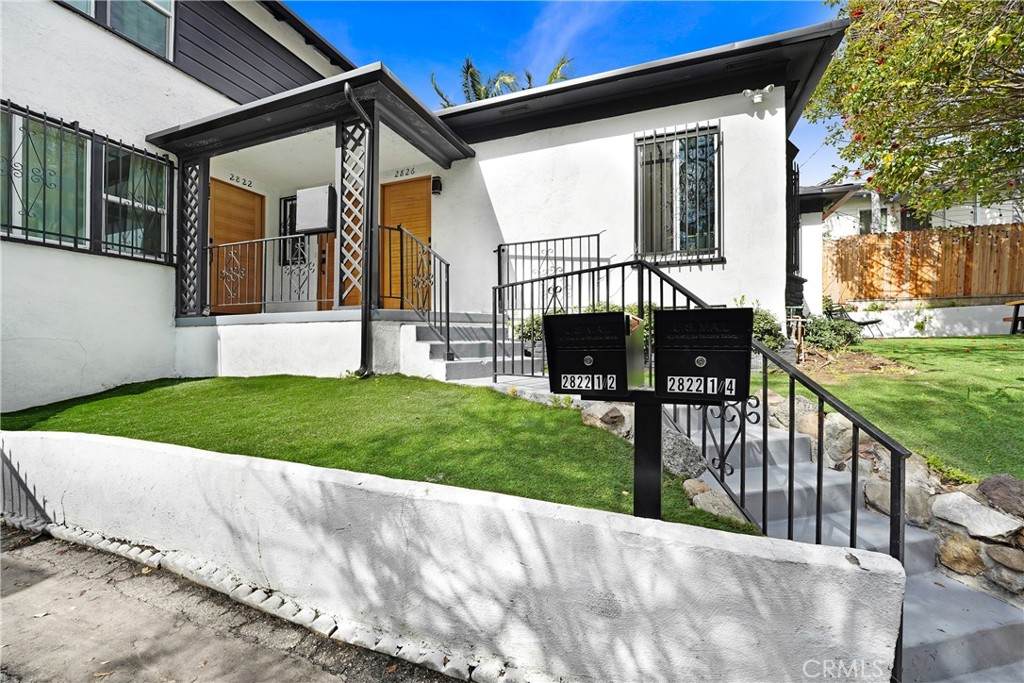 2822 1/4 Waverly Drive - Photo 1