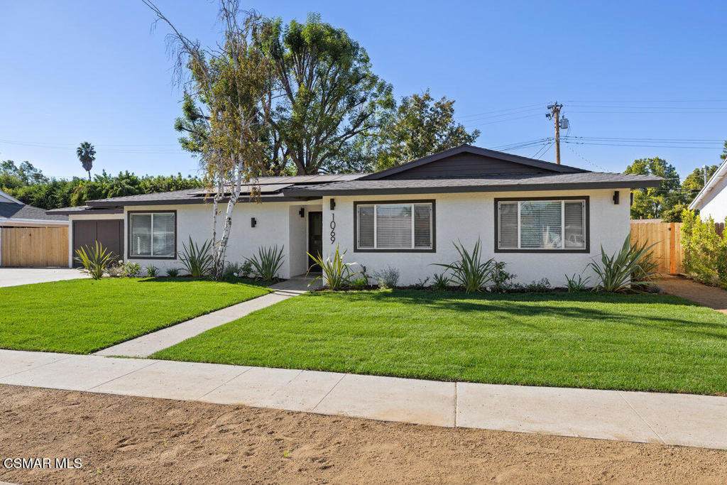 1069 Donner Avenue - Photo 1