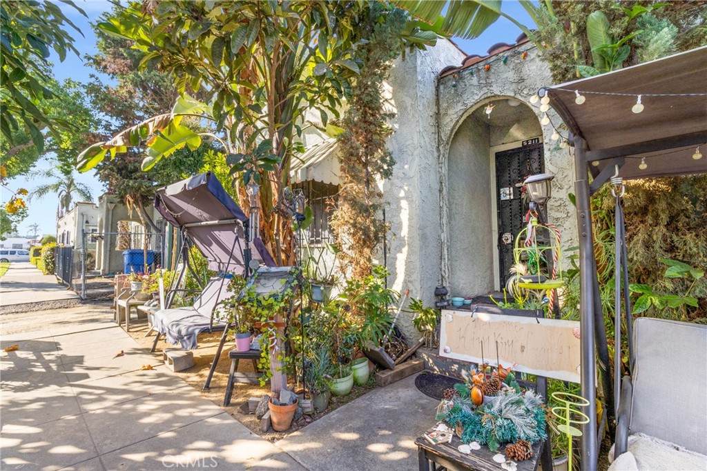 5211 Halldale - Photo 1