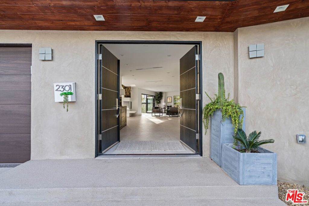 2301 Donella Circle - Photo 1