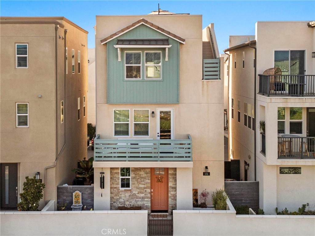 126 Stetson - Photo 1