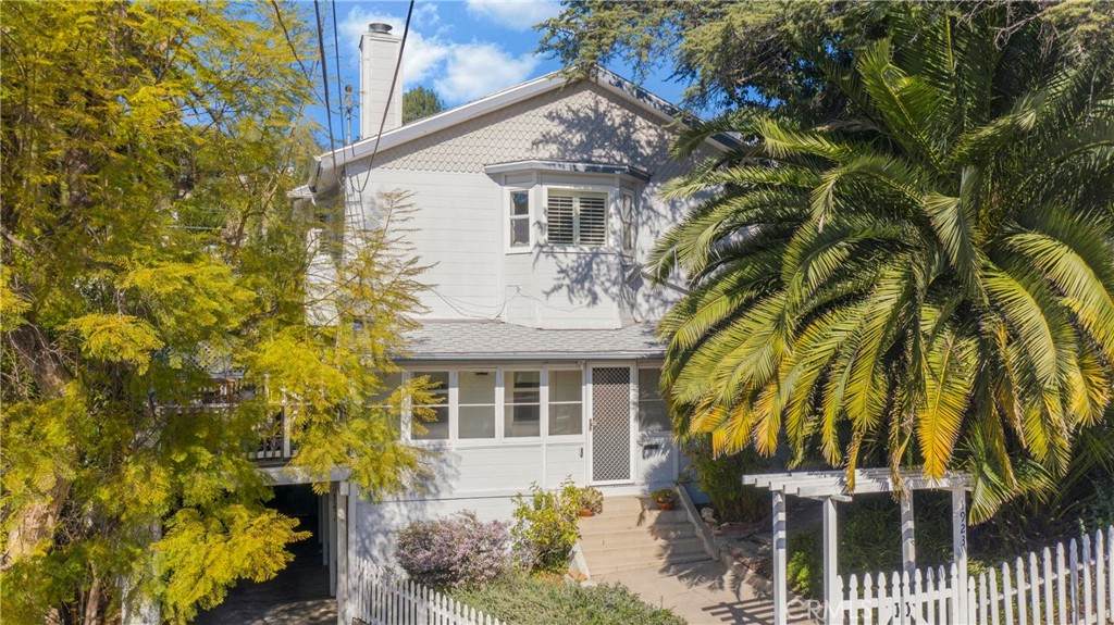 1923 Preston Avenue - Photo 1