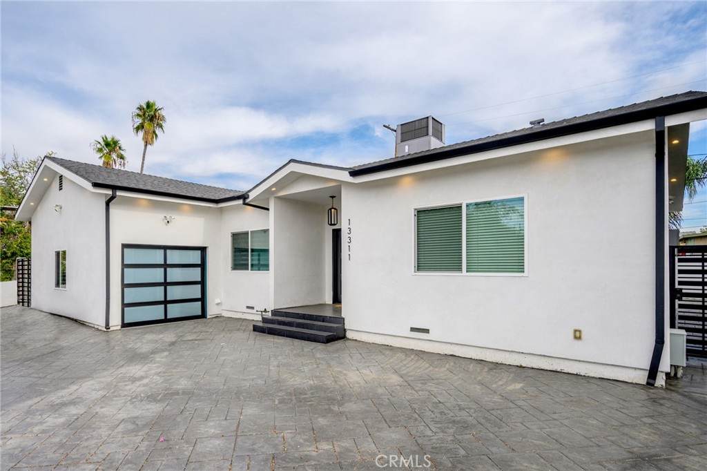 13311 Wixom - Photo 1