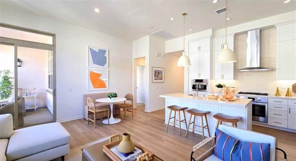 126 Sunnyside - Photo 1